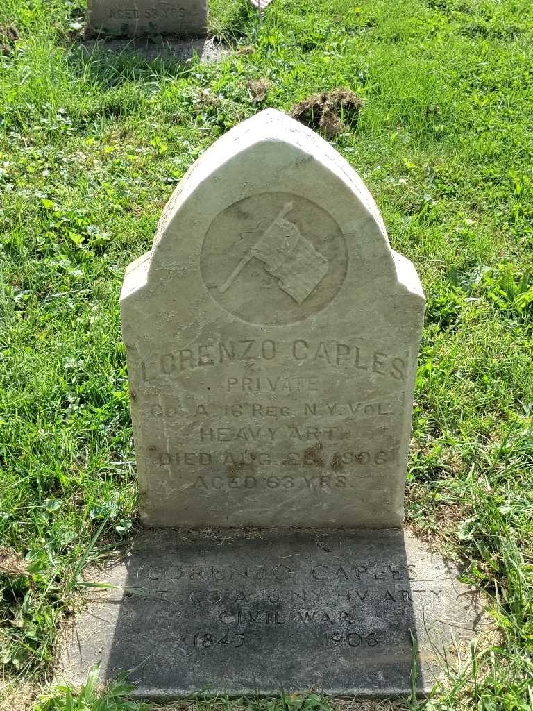 Lorenzo Caples's grave. Photo 2