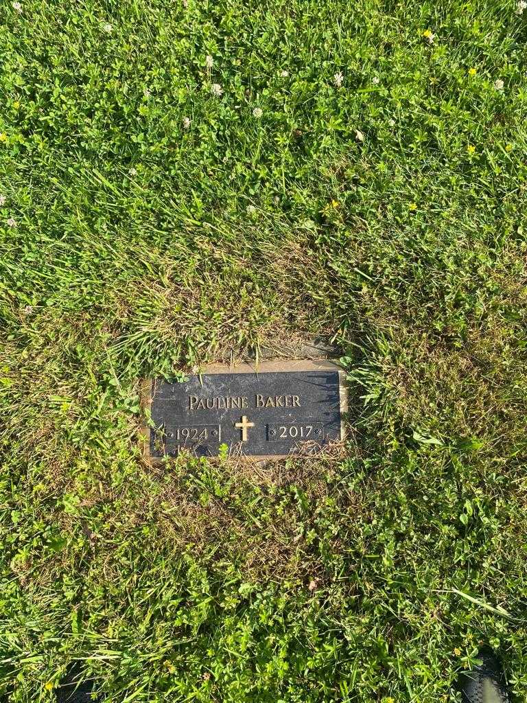 Pauline Baker's grave. Photo 3