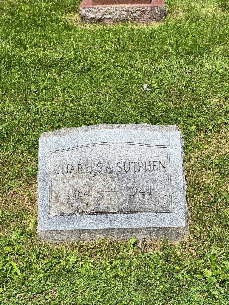 Charles A. Sutphen's grave. Photo 3