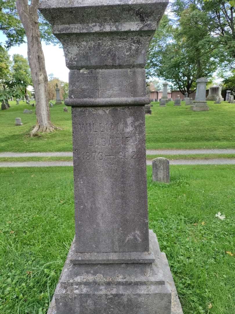 Caroline M. Fisher Labadie's grave. Photo 5