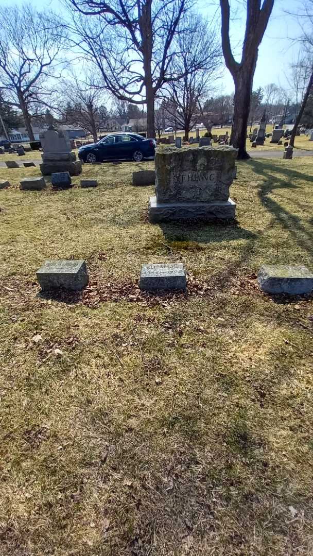 Elizabeth Yehling's grave. Photo 2