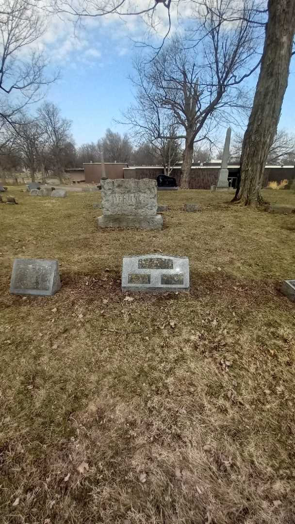Edith Eckert's grave. Photo 2