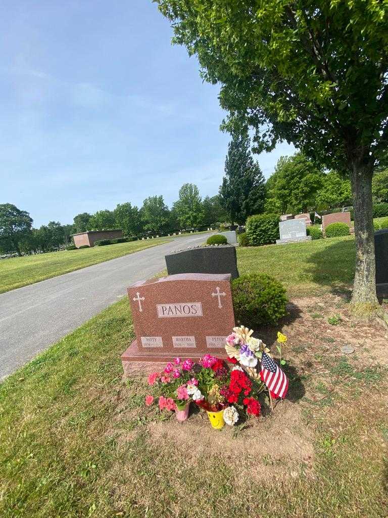 Martha Panos's grave. Photo 1