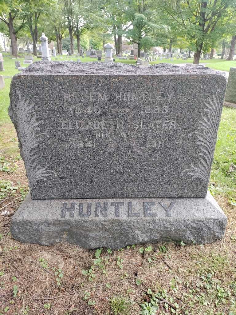 Helem Huntley's grave. Photo 3