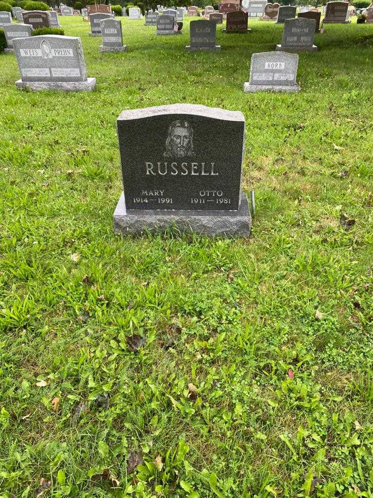 Mary Russell's grave. Photo 2