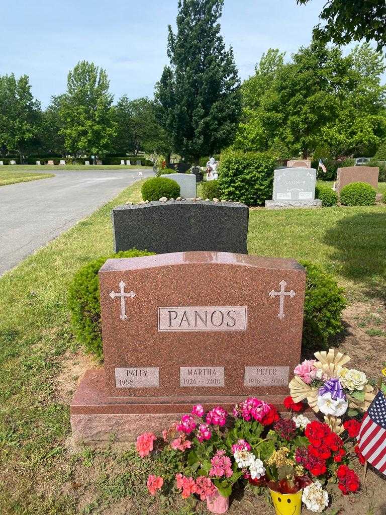 Martha Panos's grave. Photo 2