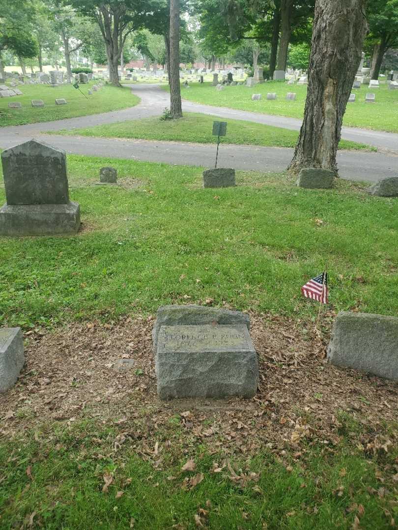Florence E. Kuhn's grave. Photo 1
