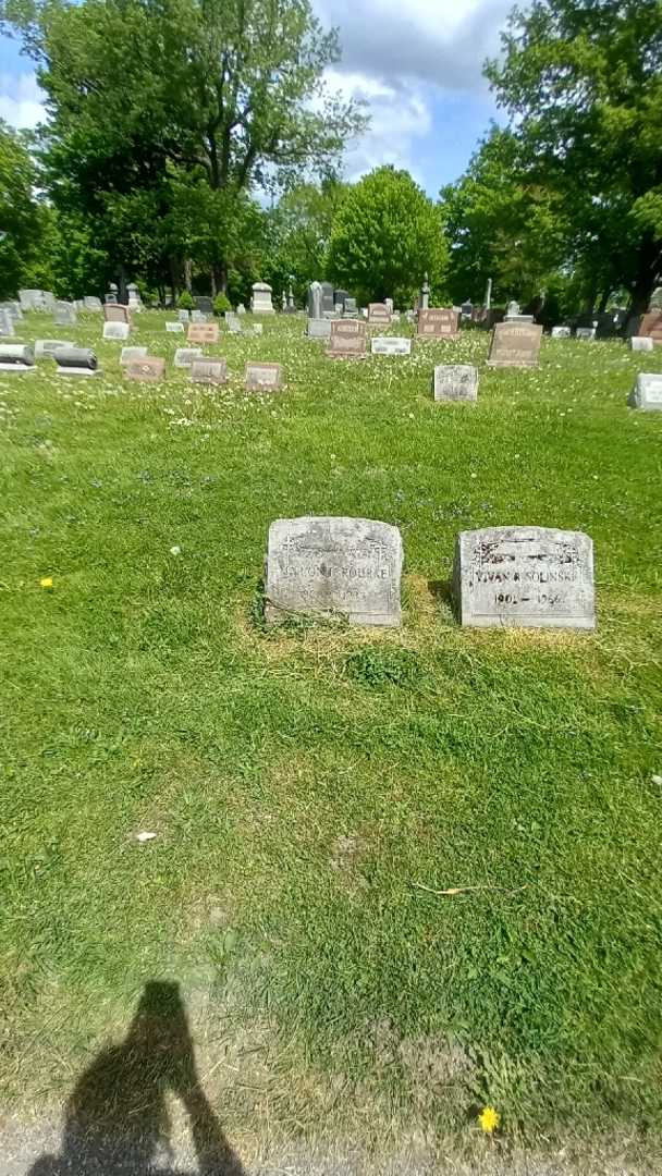 Marion D. Rourke's grave. Photo 2