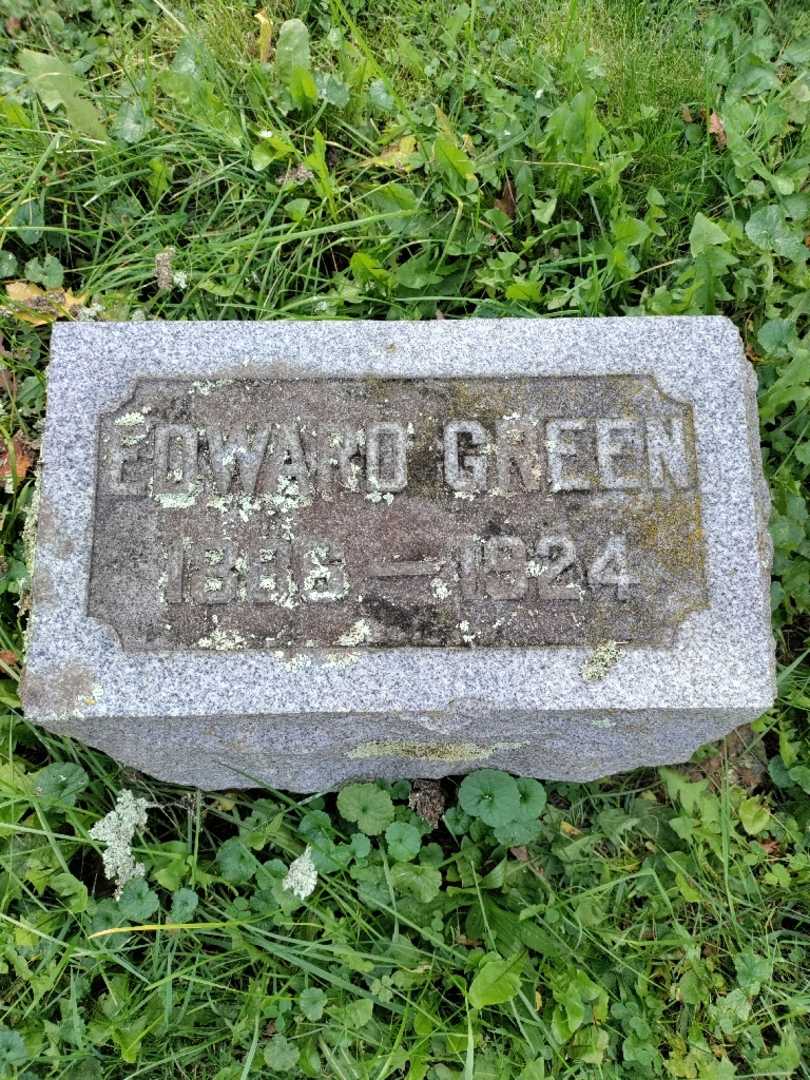 Edward J. Green's grave. Photo 3