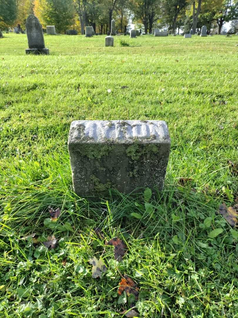 Myron B. Daniels's grave. Photo 2