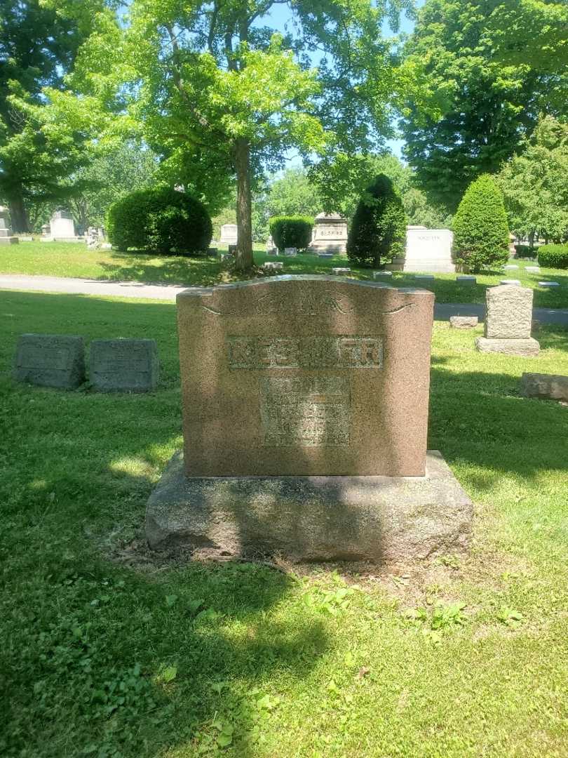 Elizabeth Kessler's grave. Photo 2