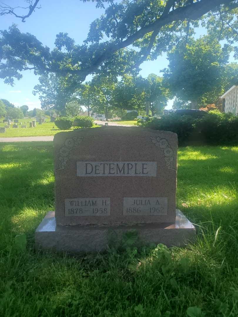 Julia H. DeTemple's grave. Photo 2