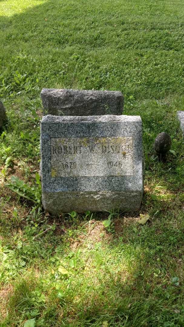 Robert W. Disque's grave. Photo 2