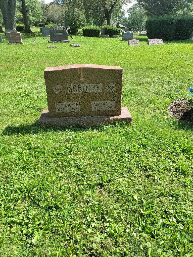 Clarence R. Scholey's grave. Photo 1