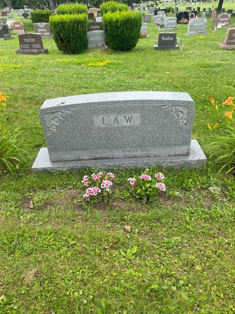 Albert L. Law's grave. Photo 2