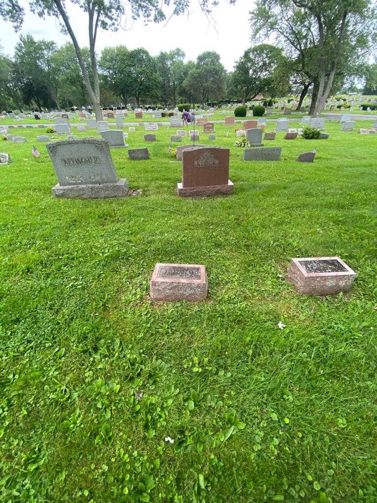 Lillian M. Klock's grave. Photo 1