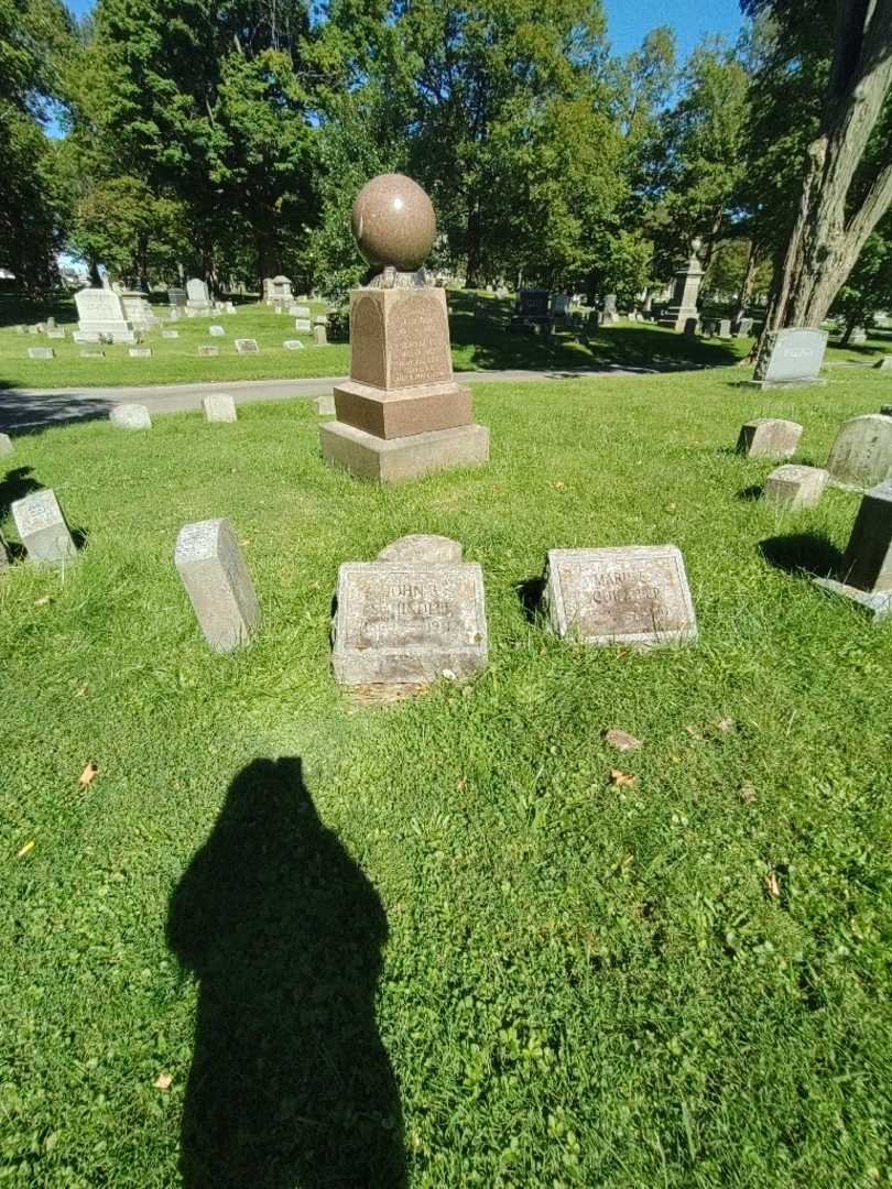 John B. Schindler's grave. Photo 1