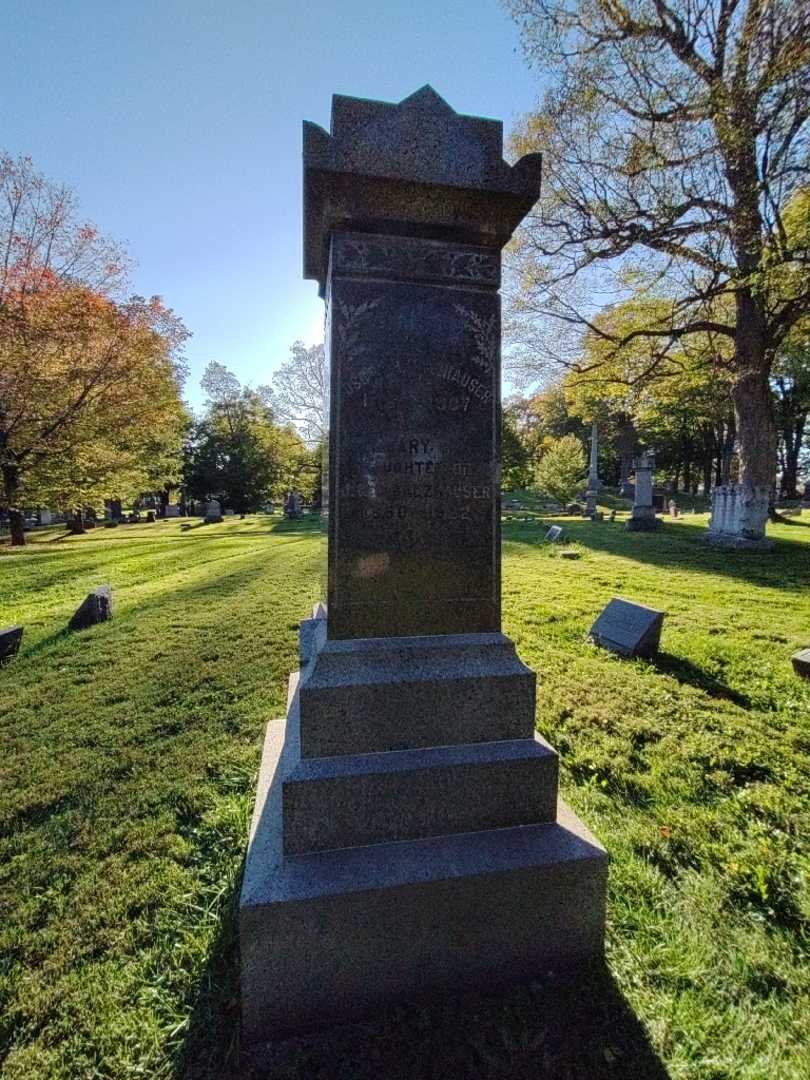 Mary C. Balzhauser's grave. Photo 2