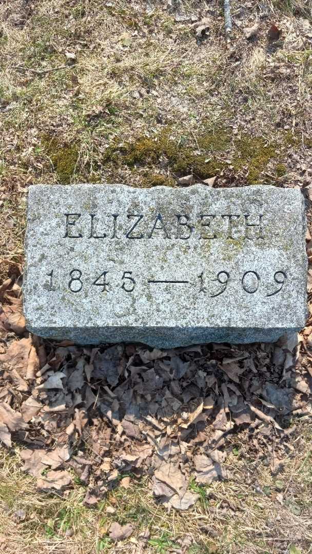 Ruth O'Connor's grave. Photo 1
