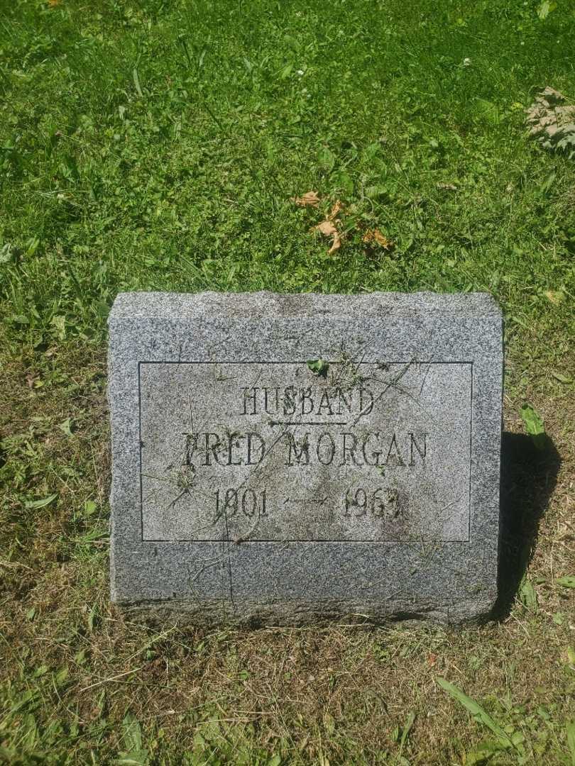 Fred Morgan's grave. Photo 3