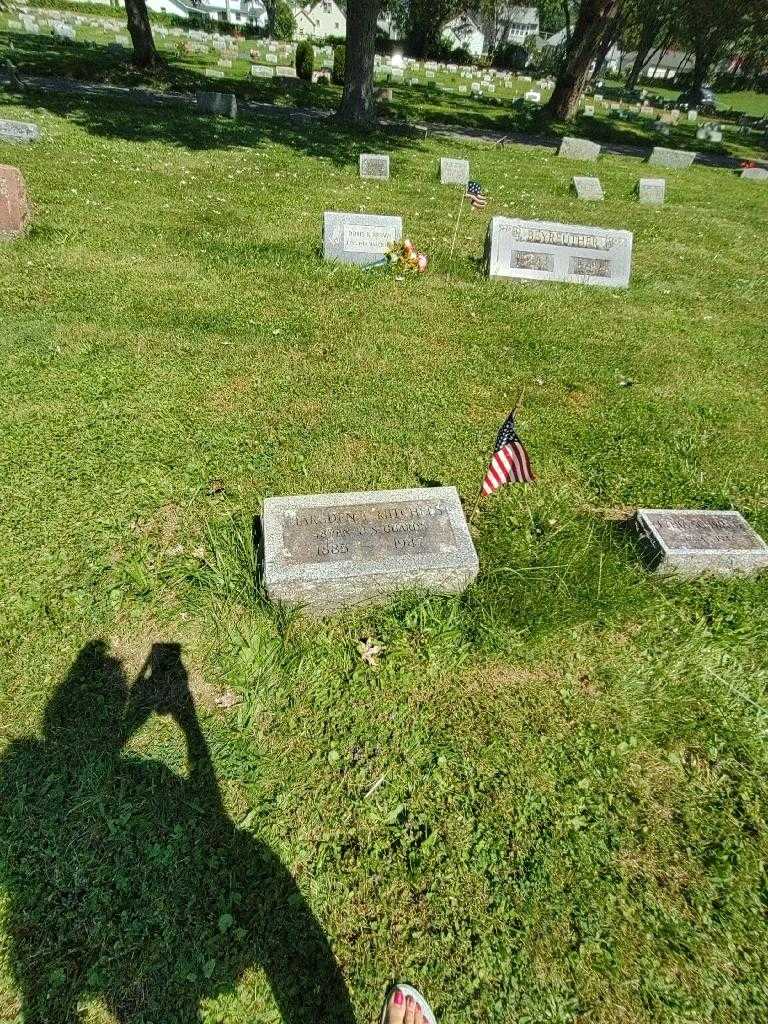 Marsden Frank Mitchels's grave. Photo 1