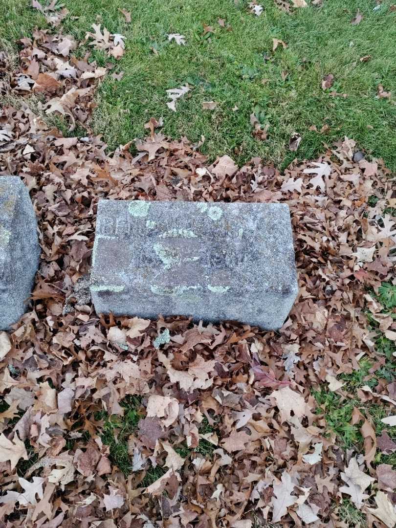Benjamin A. Isaacs's grave. Photo 2