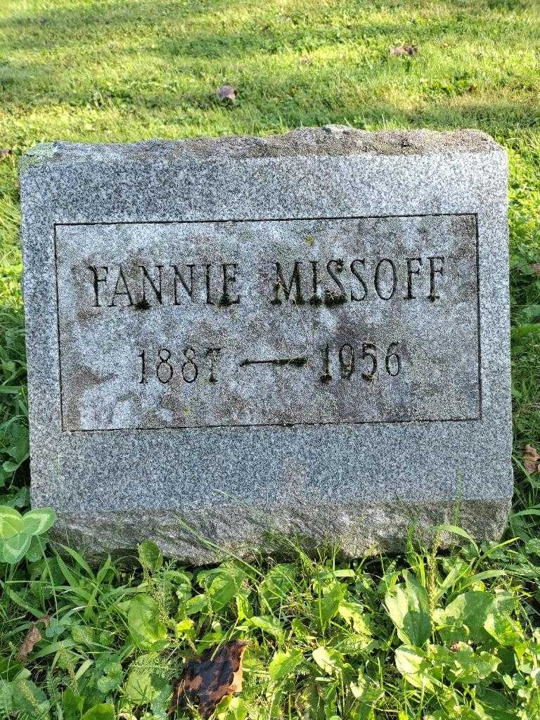 Fannie Missoff's grave. Photo 3