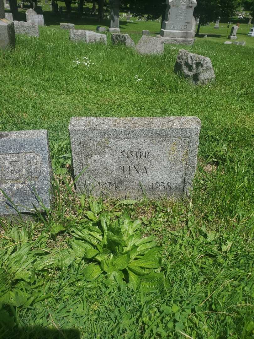 Christina "Tina" Labranche's grave. Photo 3