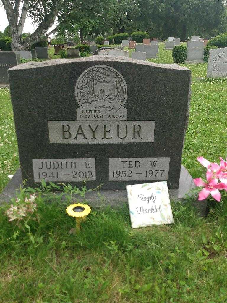 Judith E. Bayeur's grave. Photo 3