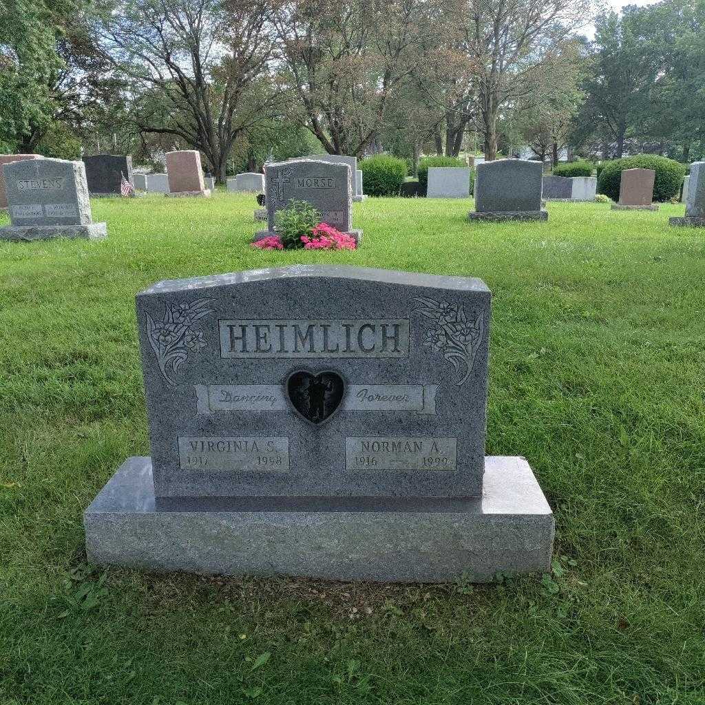 Norman A. Heimlich's grave. Photo 3