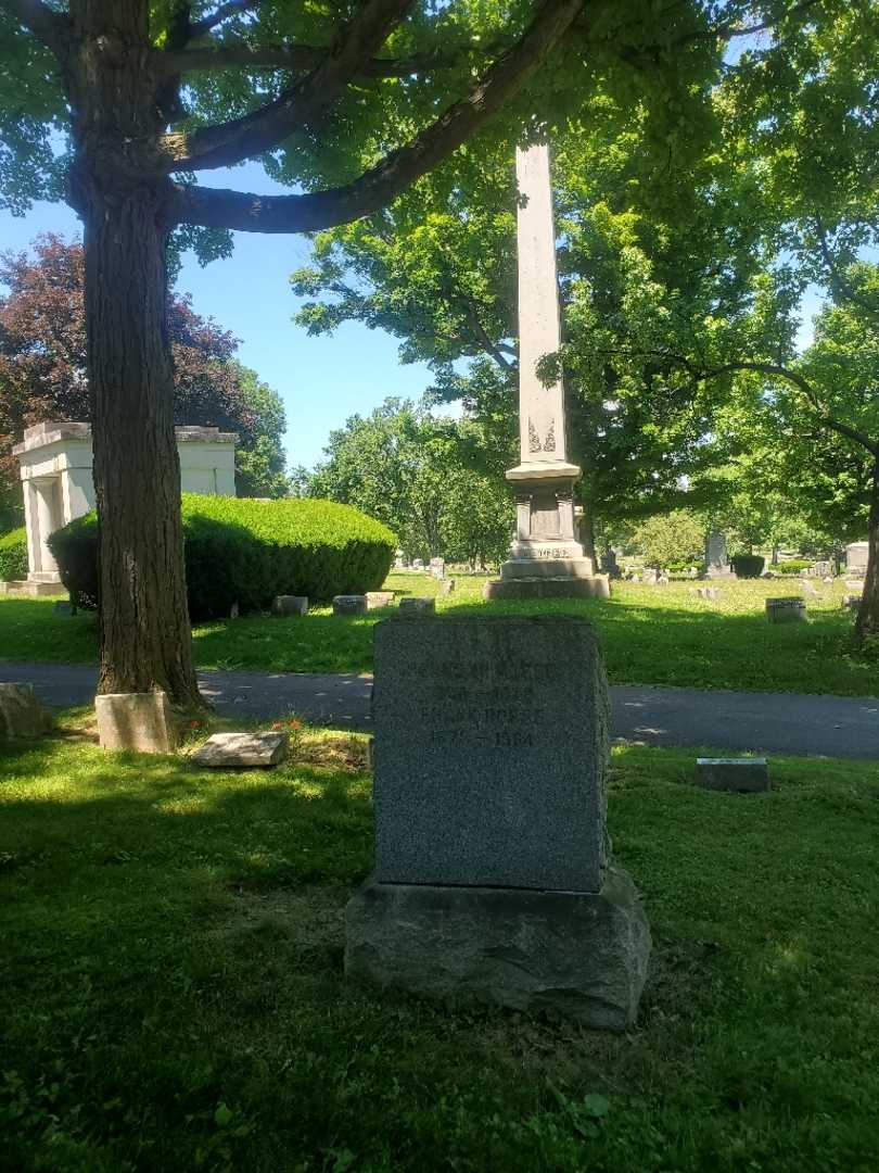 Frank Roese's grave. Photo 1