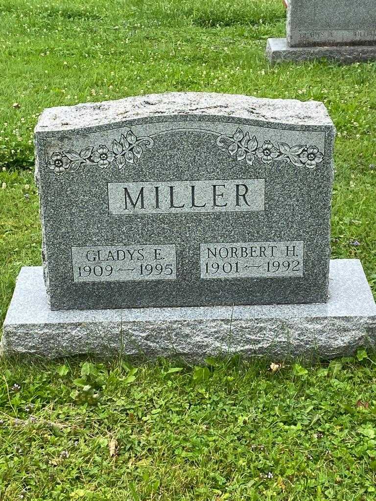 Norbert H. Miller's grave. Photo 3