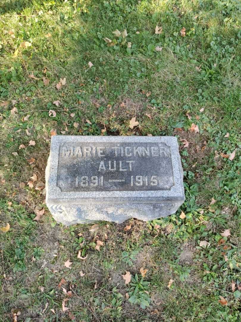 Marie Ethel Tickner Ault's grave. Photo 2