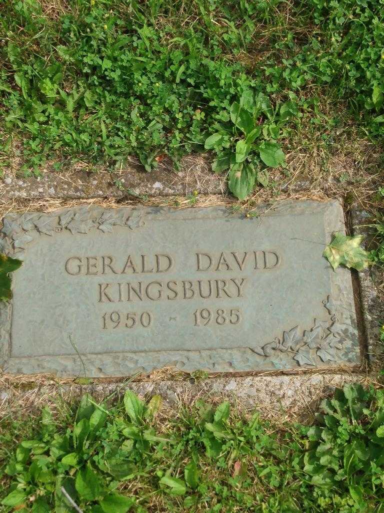 Gerald David Kingsbury's grave. Photo 3