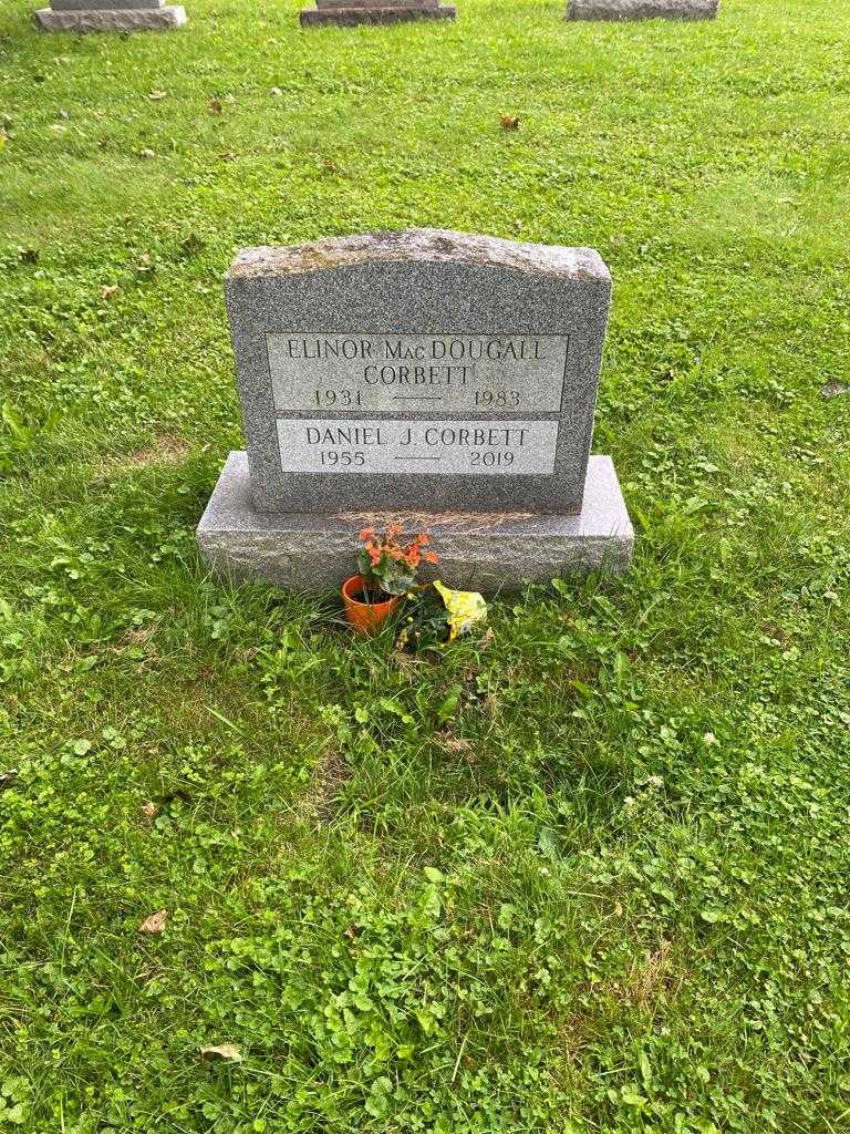 Elinor MacDougall Corbett's grave. Photo 2