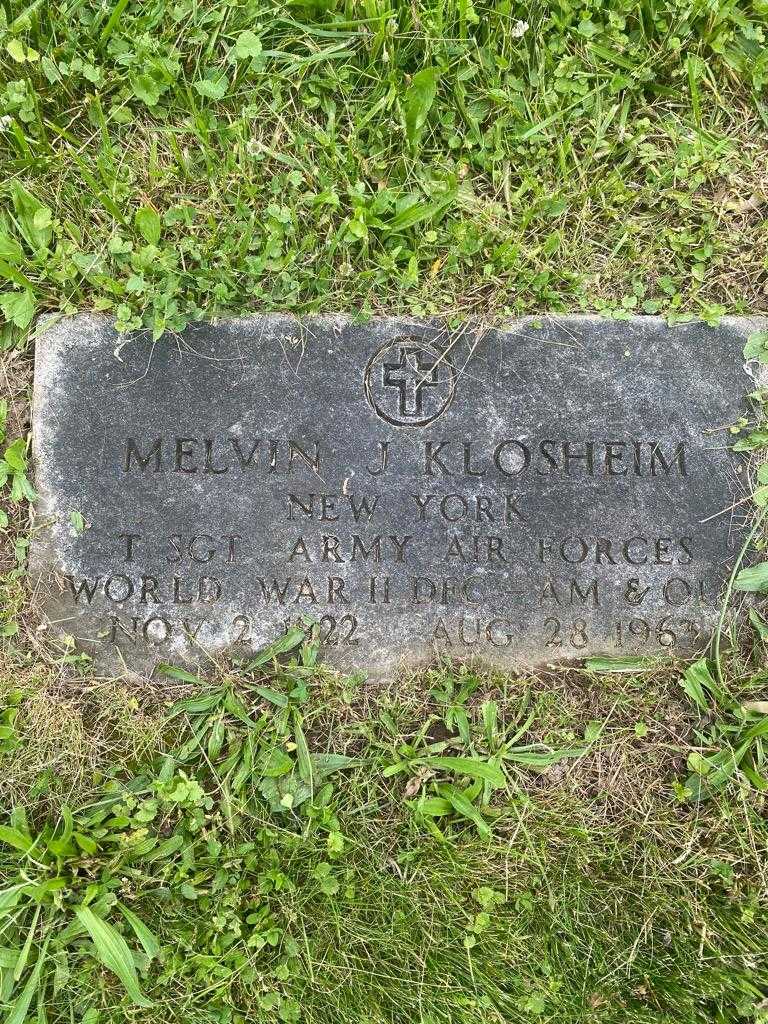 Melvin J. Klosheim's grave. Photo 3