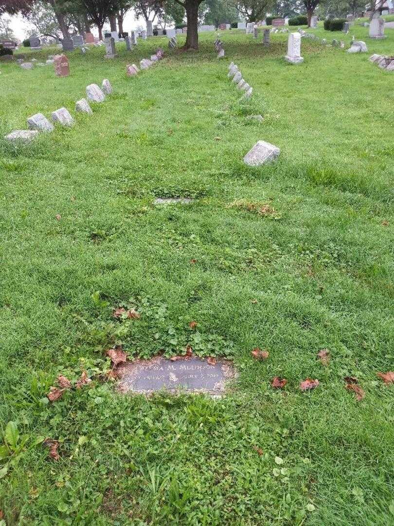 Thelma M. Muldoon's grave. Photo 4