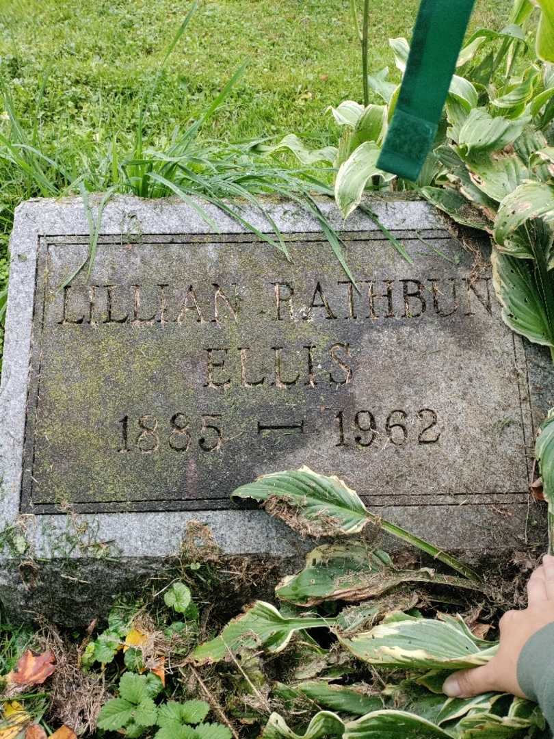 Lillian G. Rathbun Ellis's grave. Photo 3