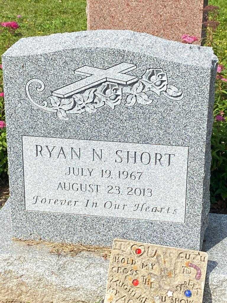 Ryan N. Short's grave. Photo 3