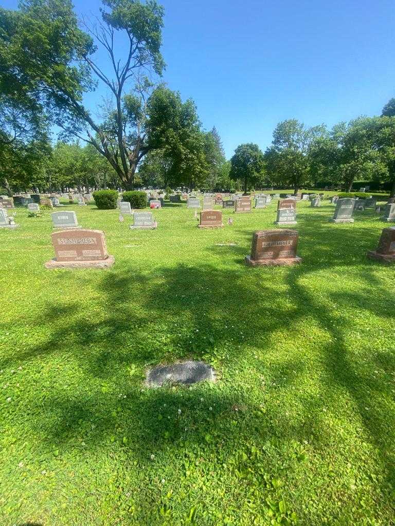 Clifford V. Ansley's grave. Photo 1