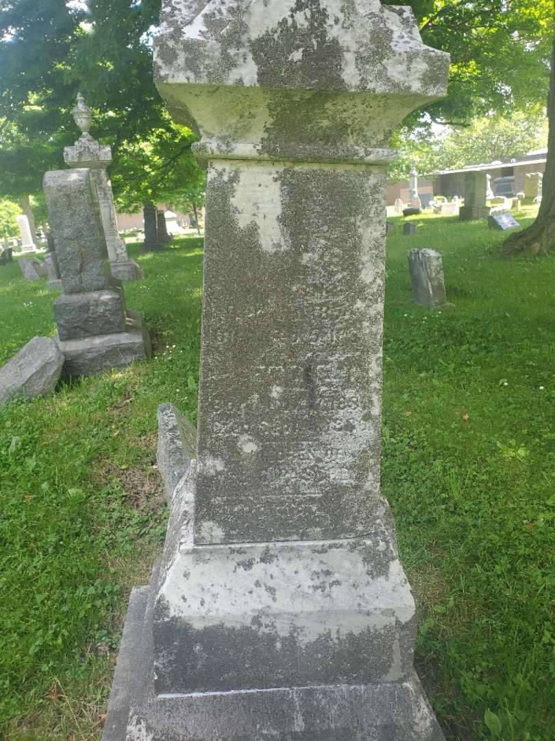 William Paschen Junior's grave. Photo 3