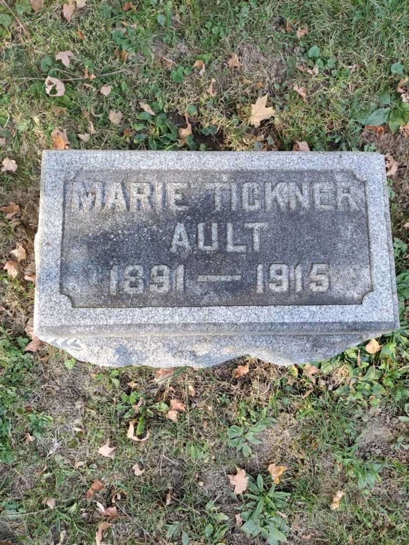 Marie Ethel Tickner Ault's grave. Photo 3