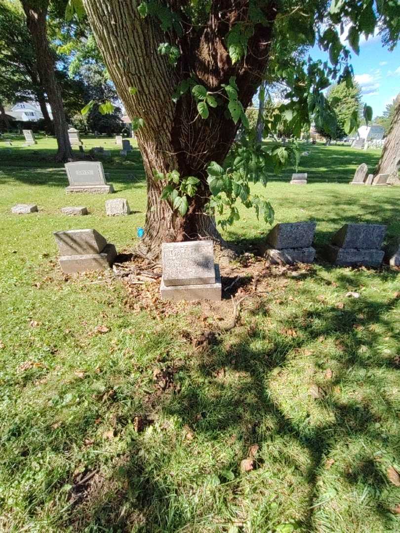 Carrie Schafer Jodoin's grave. Photo 1