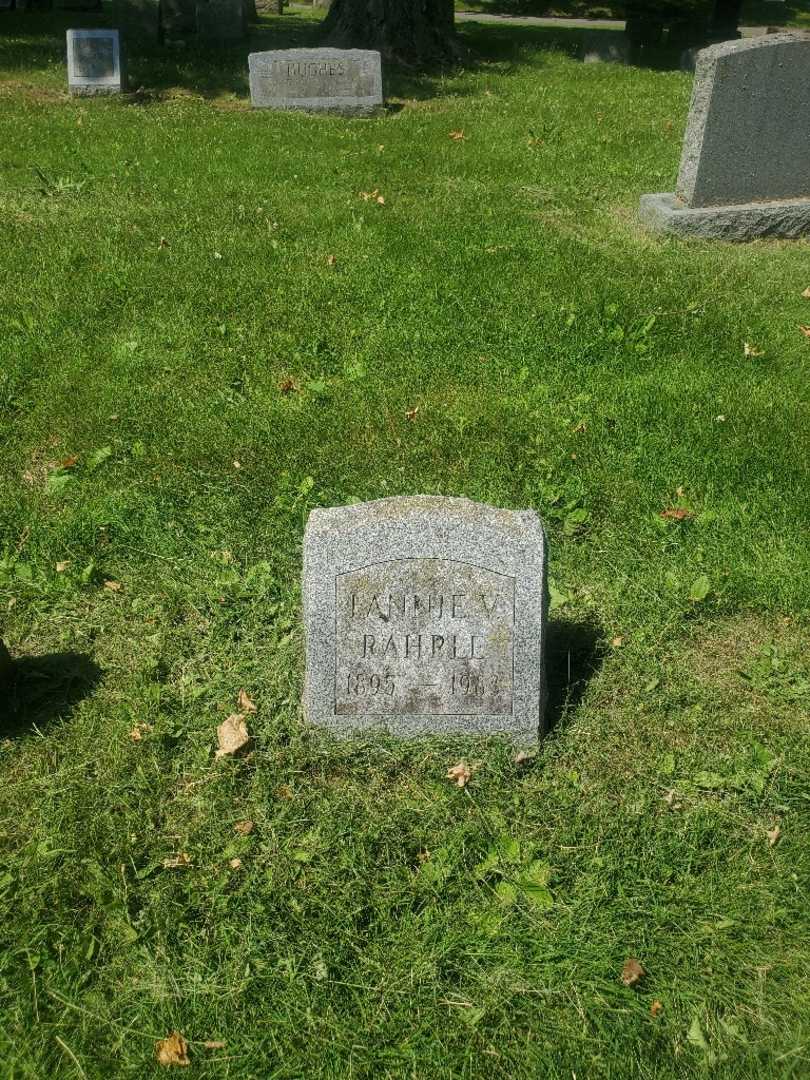 Fannie V. Rahrle's grave. Photo 2