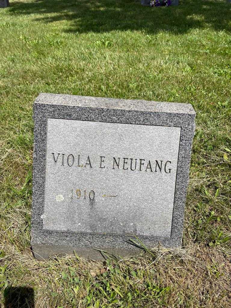 Viola E. Neufang's grave. Photo 3