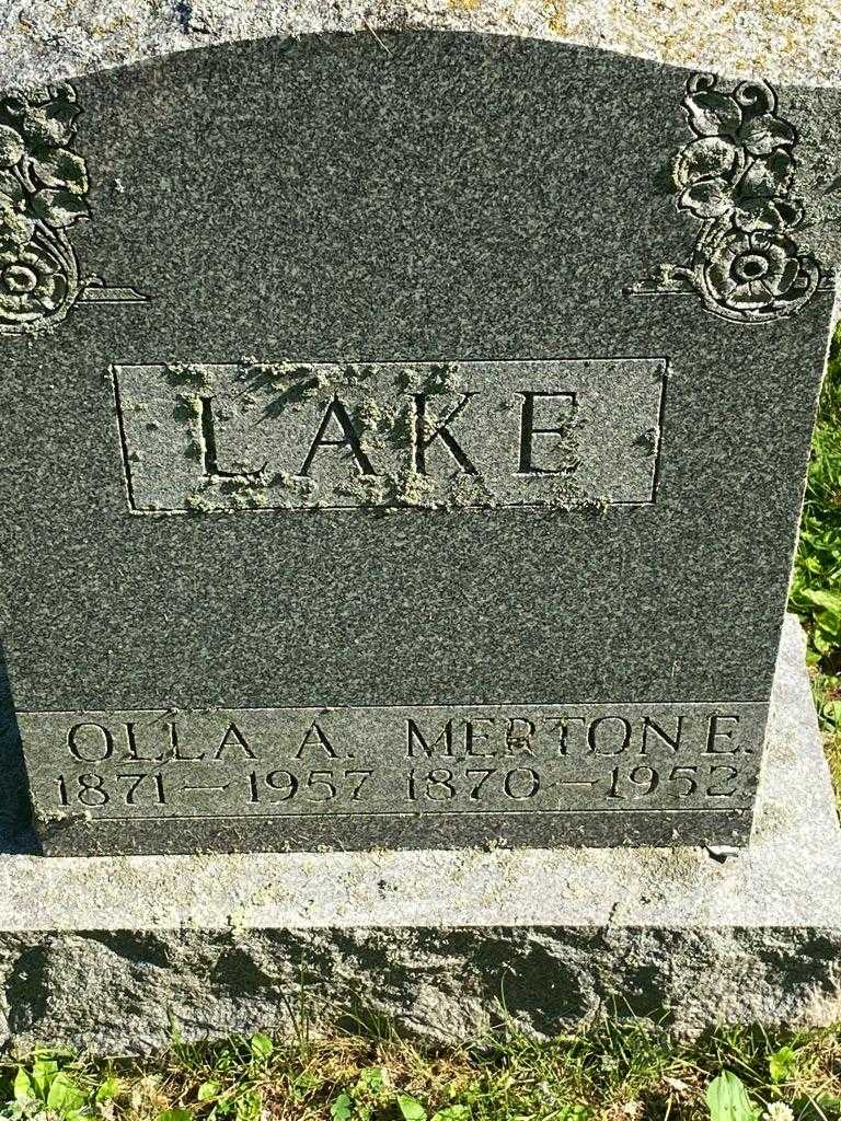 Olla A. Lake's grave. Photo 3