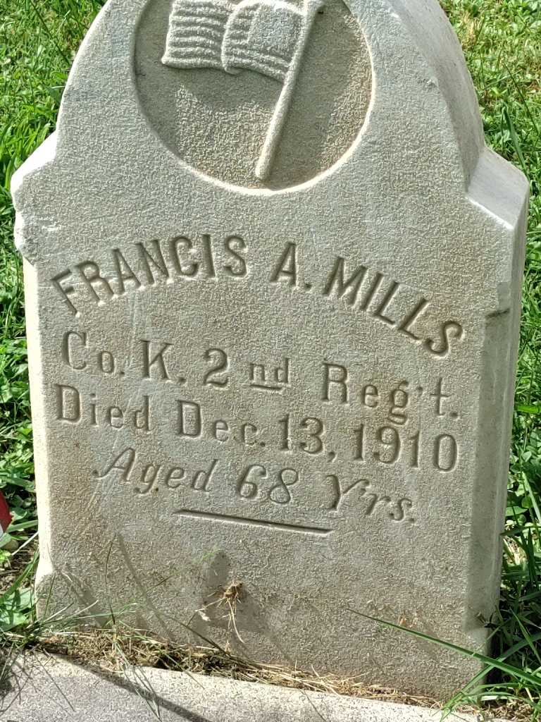 Francis A. Mills's grave. Photo 3