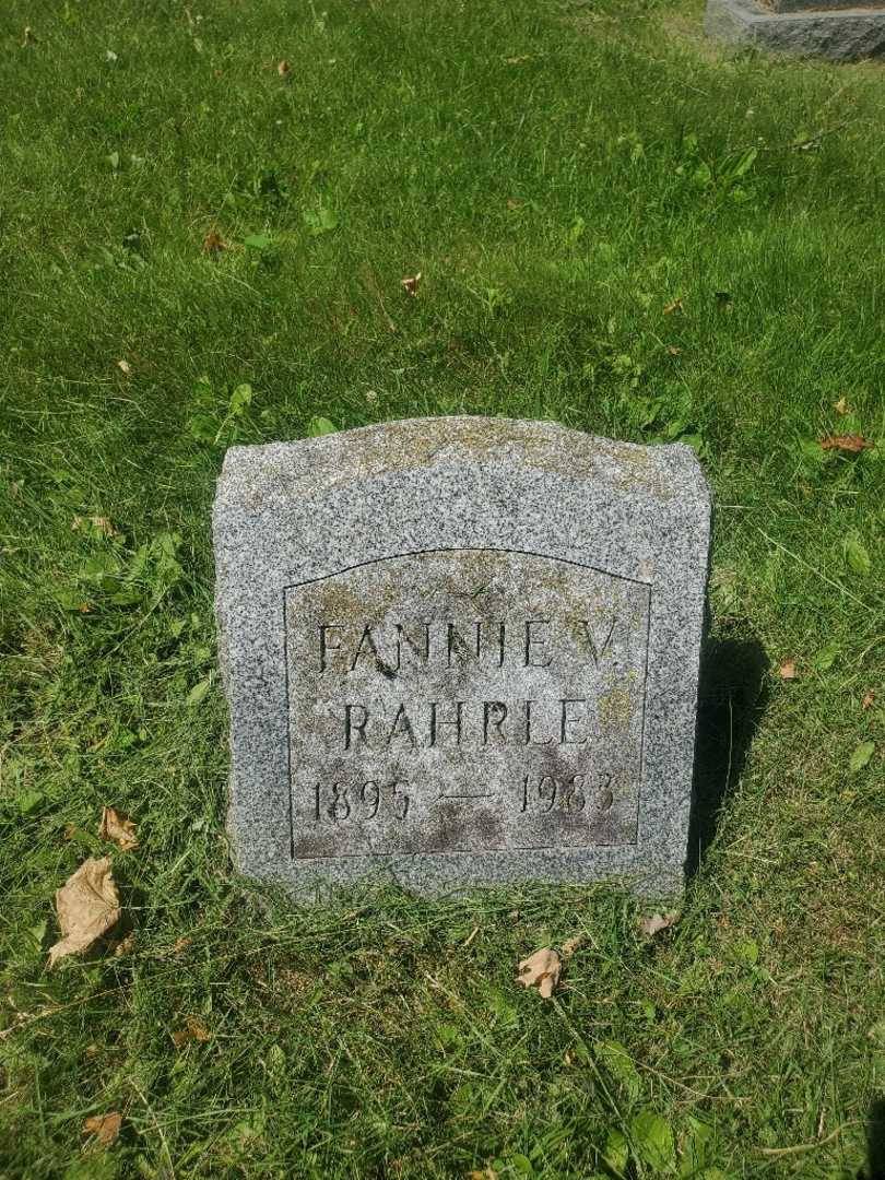Fannie V. Rahrle's grave. Photo 3
