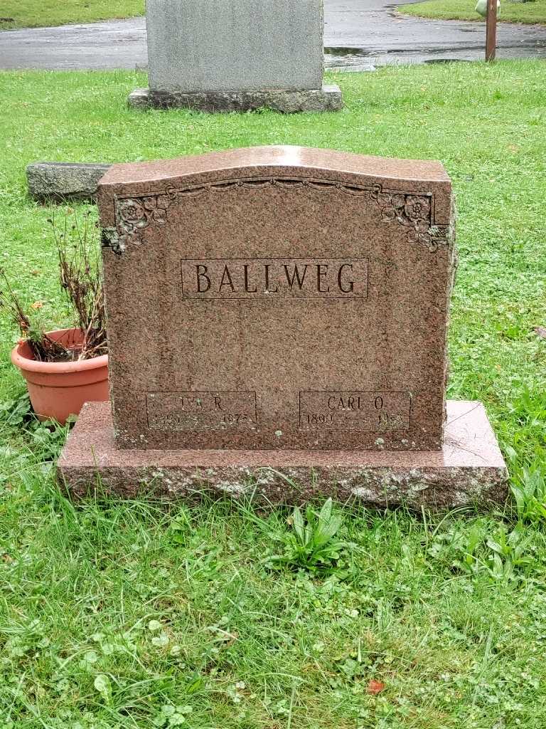 Carl O. Ballweg's grave. Photo 3