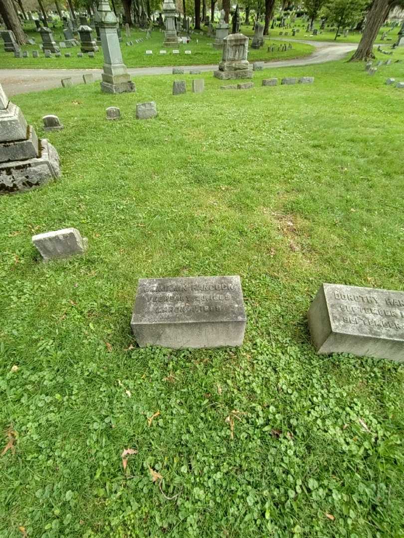 Benjamin Hancock's grave. Photo 1